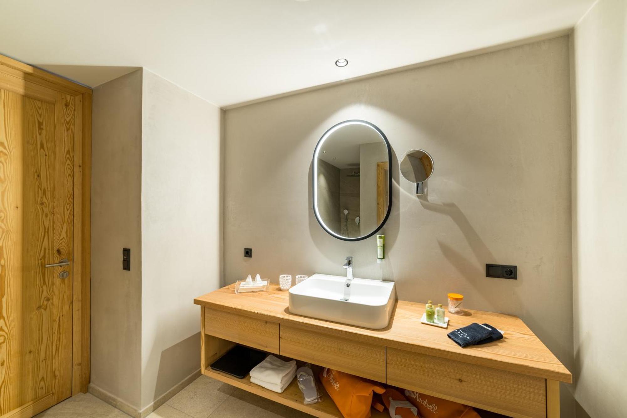 Mirabell Dolomites Hotel - Luxury Ayurveda & Spa Olang Eksteriør bilde