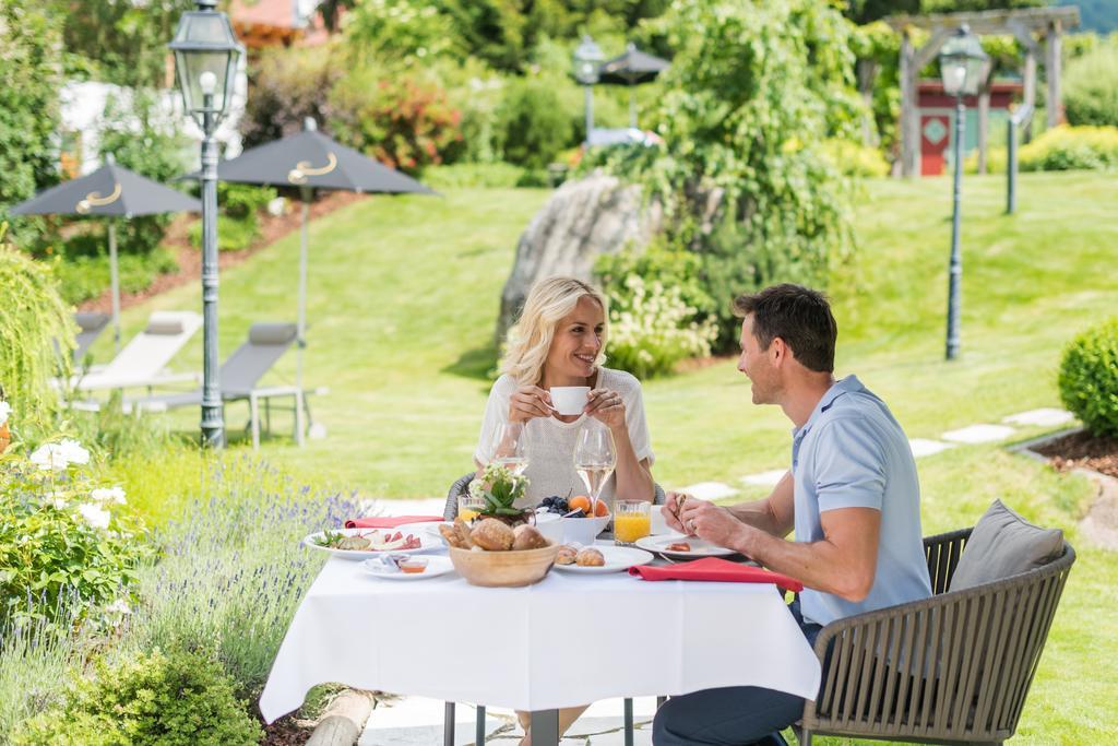 Mirabell Dolomites Hotel - Luxury Ayurveda & Spa Olang Eksteriør bilde
